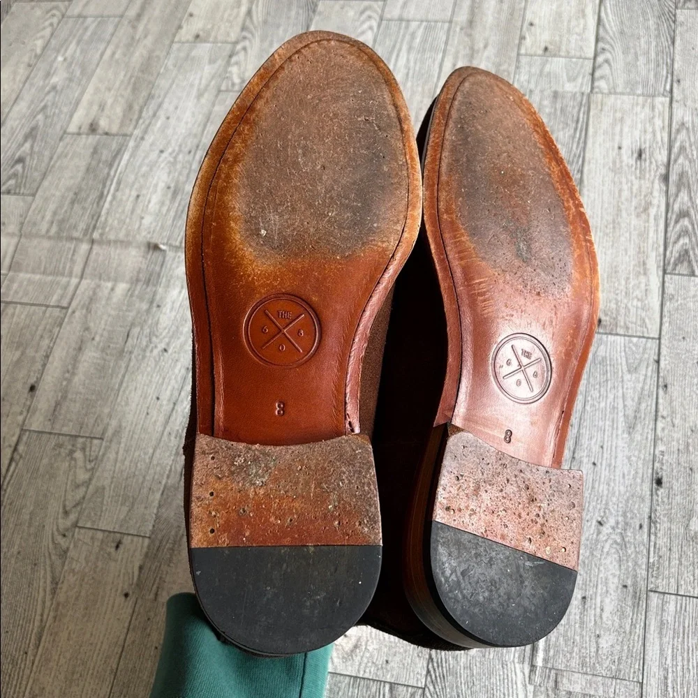 The 608 Womens Chelsea Boots SZ‎ 8 Suede Brown Ankle Booties